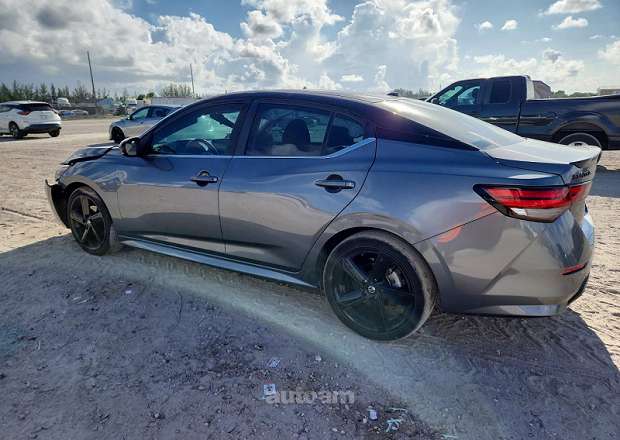 Nissan Sentra