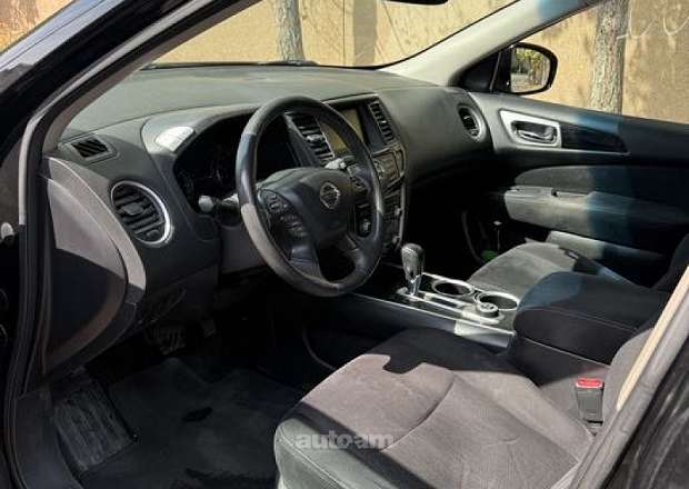 Nissan Pathfinder 2016 — լուսանկար 10