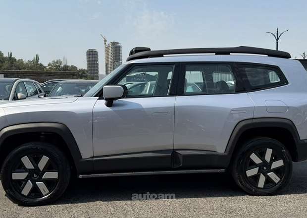 Changan Deepal G318 2024 — photo 2