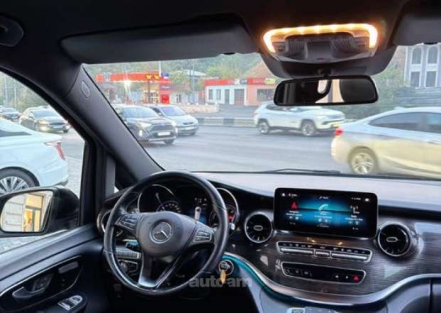 Mercedes-Benz EQV 2021 — լուսանկար 4