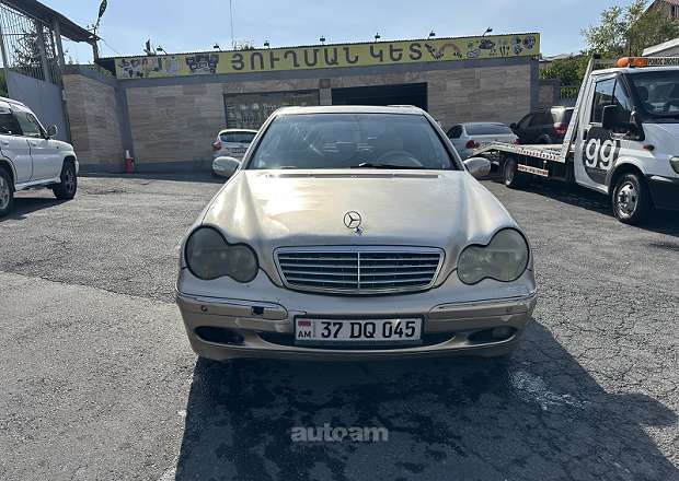 Mercedes-Benz C 240 2002 — լուսանկար 4