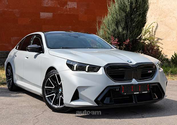 BMW M5