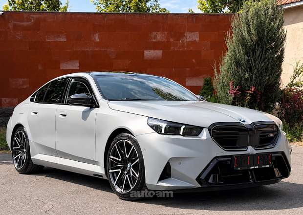 BMW M5