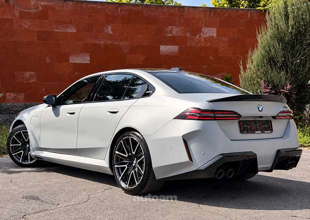 BMW M5