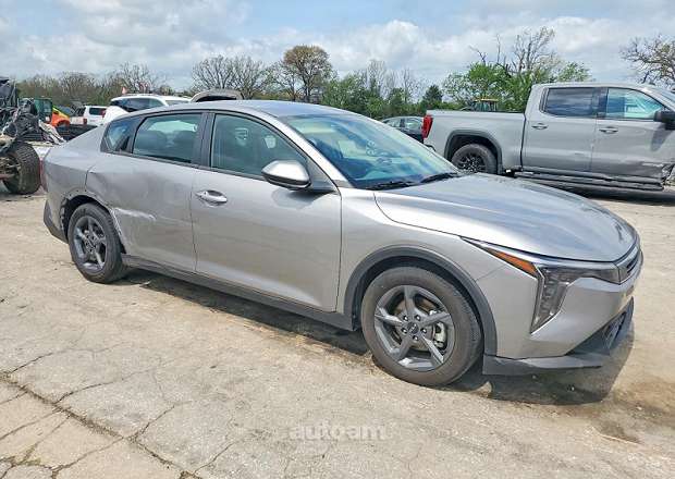 Kia K4