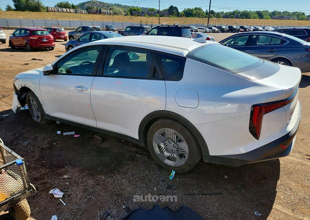 Kia K4