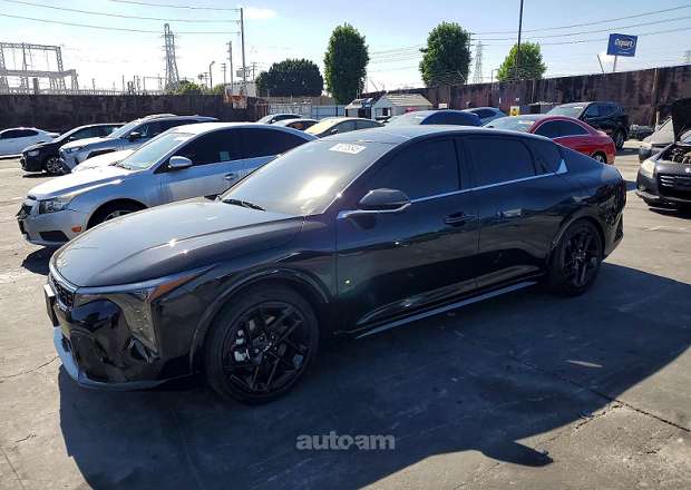 Kia K4
