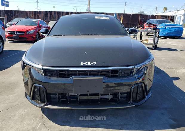 Kia K4