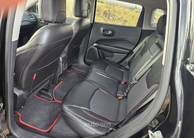 Jeep Compass 2019 — լուսանկար 7