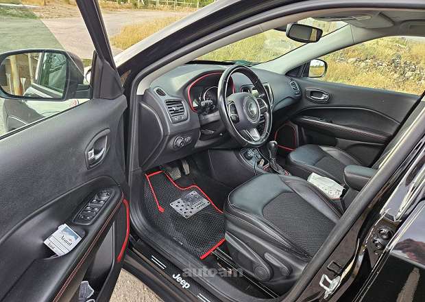Jeep Compass 2019 — լուսանկար 6