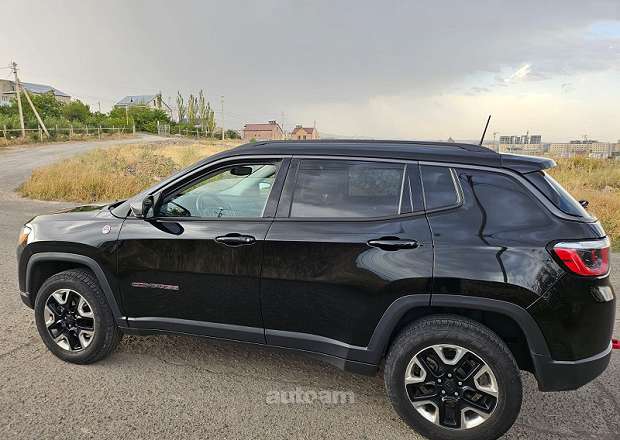 Jeep Compass 2019 — լուսանկար 5