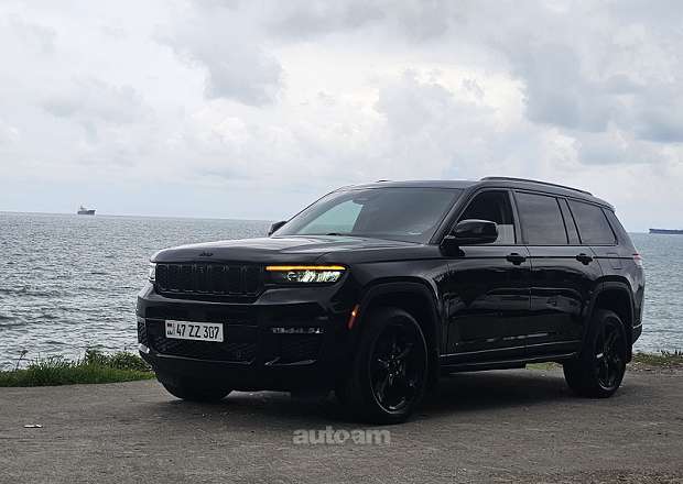 Jeep Grand Cherokee 2023 — photo 8