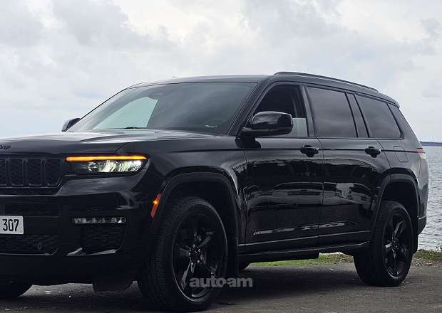 Jeep Grand Cherokee 2023 — photo 1