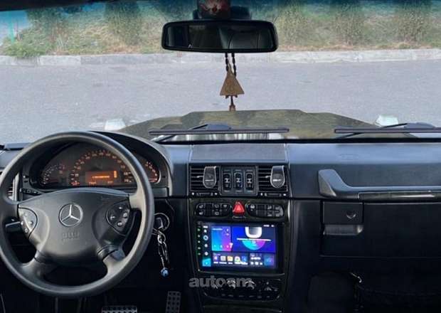 Mercedes-Benz G 500