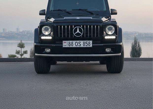 Mercedes-Benz G 500