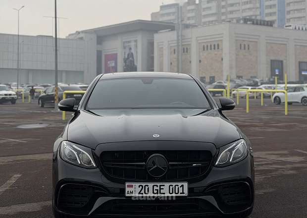 Mercedes-Benz E 200 2020 — photo 2