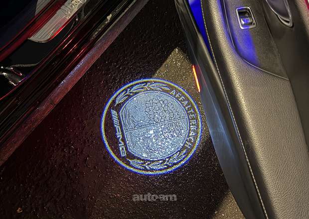 Mercedes-Benz E 200 2020 — photo 10