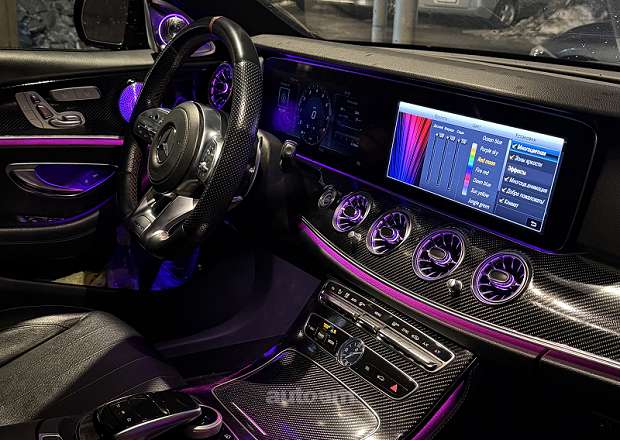 Mercedes-Benz E 200 2020 — photo 11