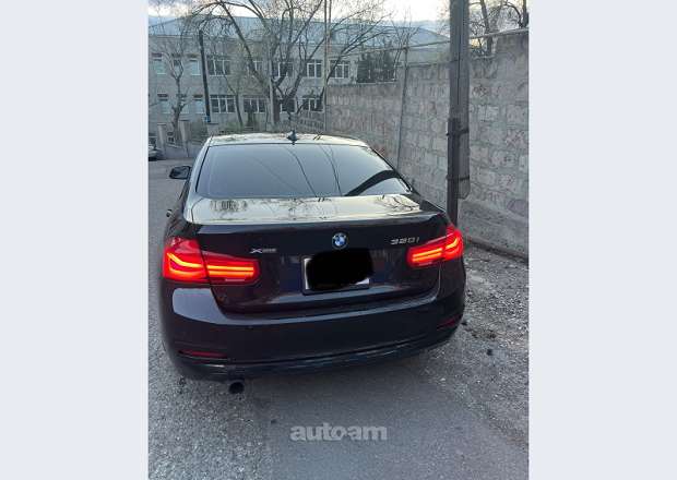 BMW 330 2017 — լուսանկար 2