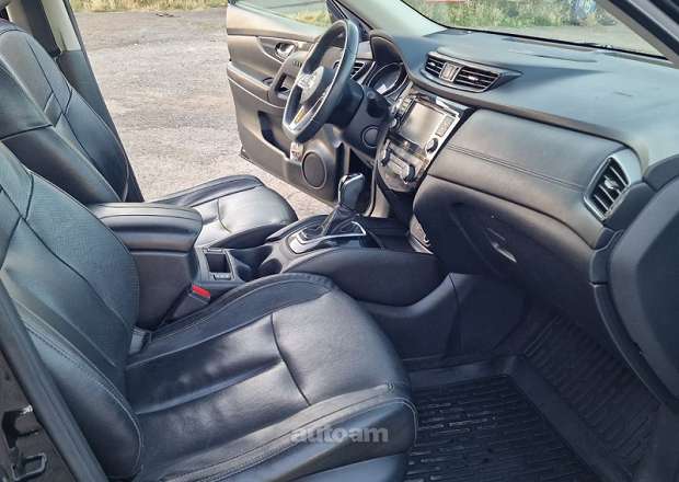Nissan Rogue 2018 — լուսանկար 11
