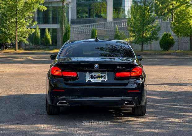 BMW 530 2021 — լուսանկար 3