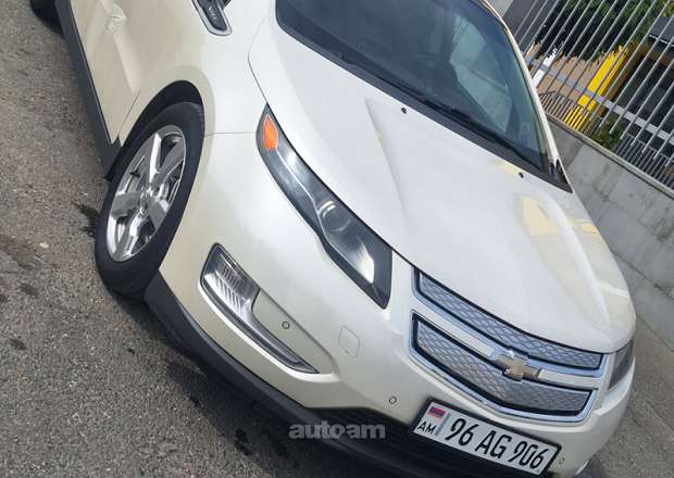 Chevrolet Volt 2011 — լուսանկար 10