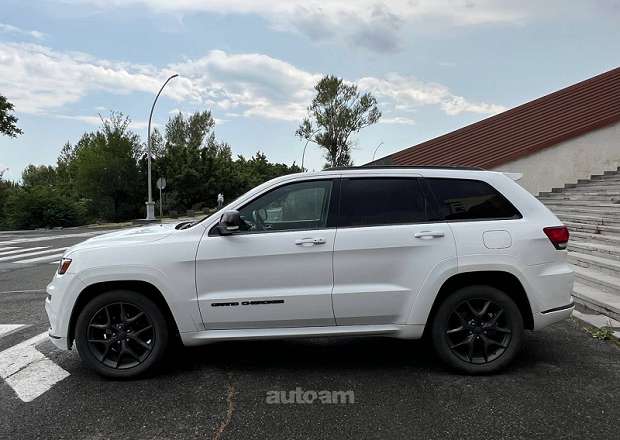 Jeep Grand Cherokee 2020 — լուսանկար 12