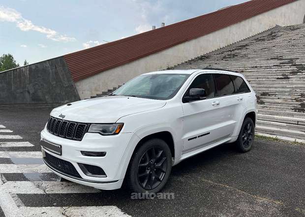 Jeep Grand Cherokee 2020 — լուսանկար 2