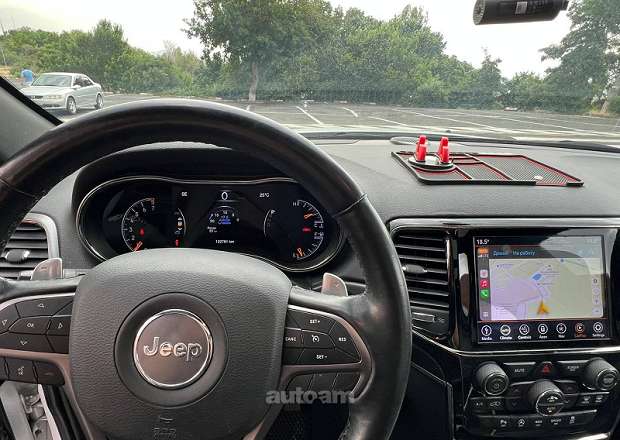 Jeep Grand Cherokee 2020 — լուսանկար 7