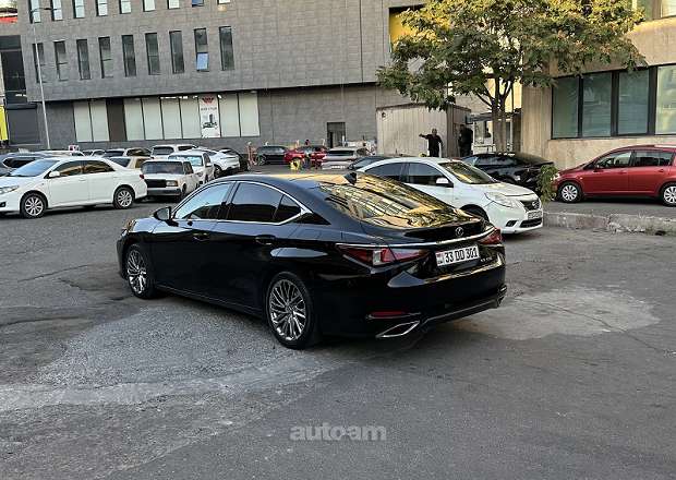 Lexus ES 350