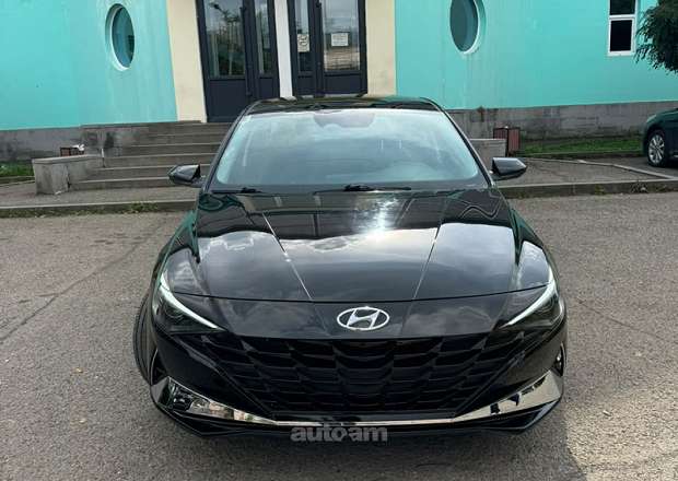 Hyundai Elantra 2021 — photo 3