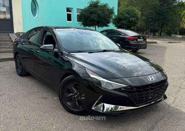 Hyundai Elantra 2021 — photo 1