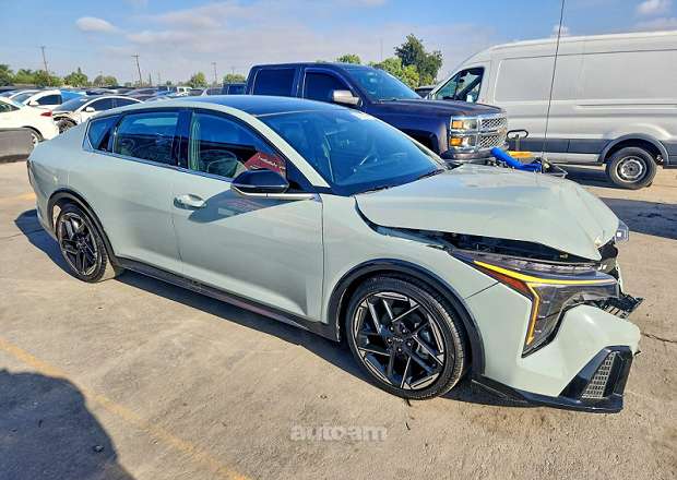 Kia K4