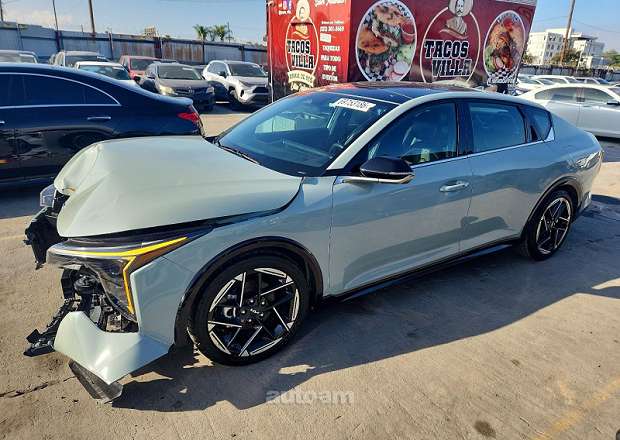Kia K4