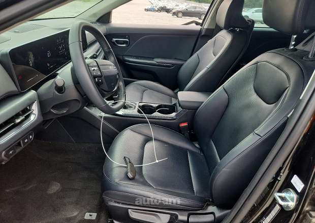 Kia K4
