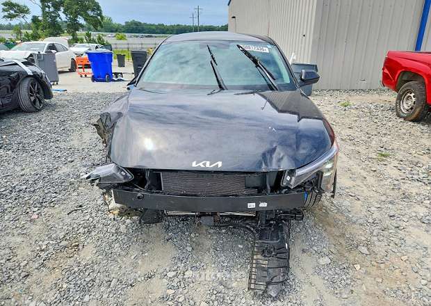 Kia K4