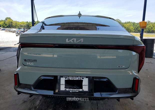 Kia K4