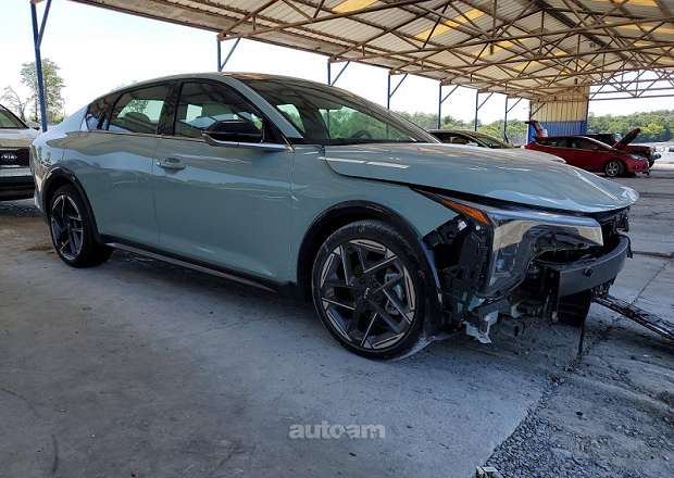 Kia K4