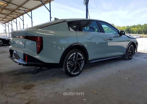 Kia K4