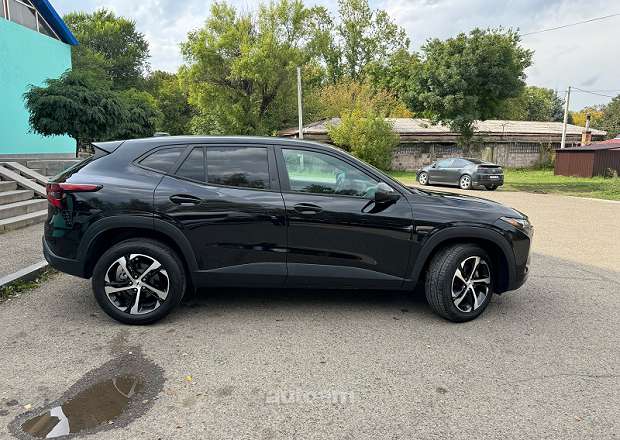 Chevrolet Trax 2023 — լուսանկար 2