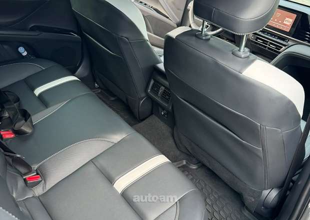 Toyota Camry 2025 — фото 14