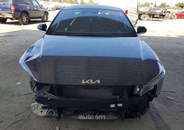 Kia K4