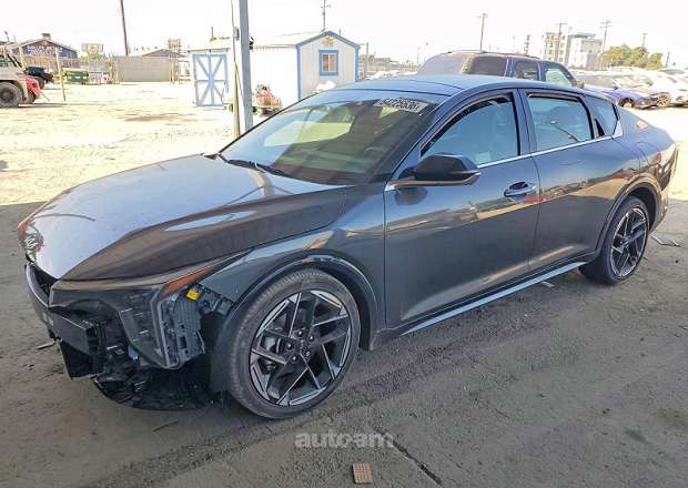 Kia K4