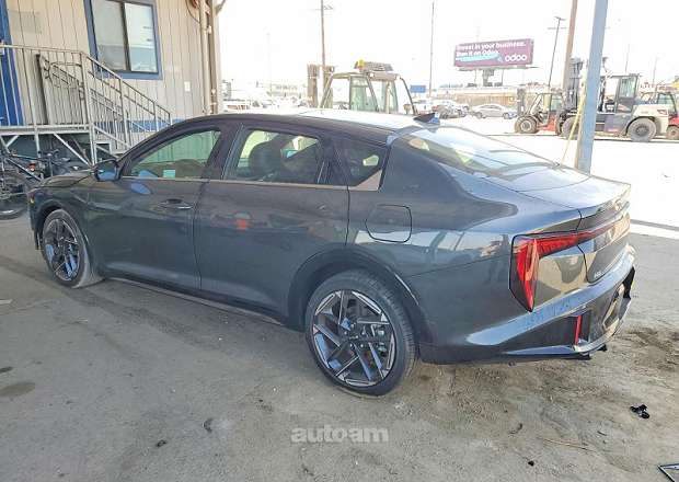 Kia K4