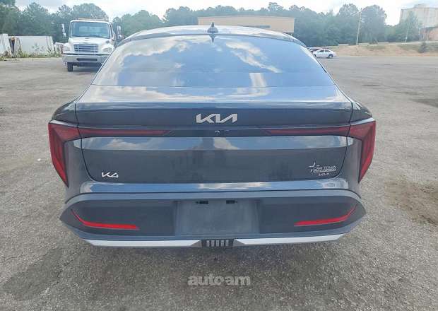 Kia K4
