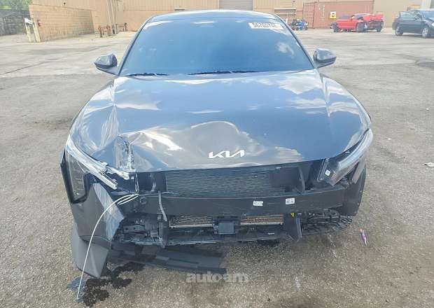 Kia K4