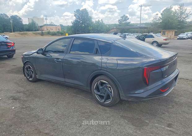 Kia K4