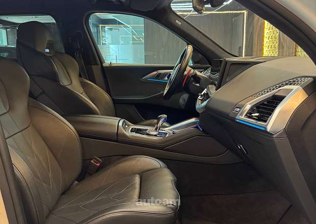 BMW XM