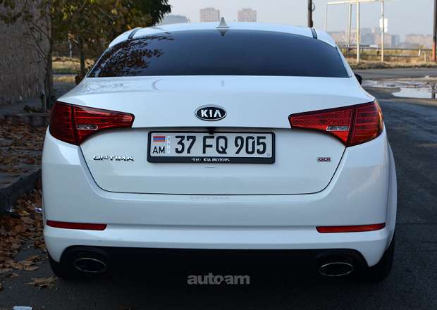 Kia Optima 2012 — լուսանկար 14