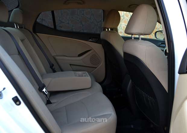 Kia Optima 2012 — լուսանկար 9